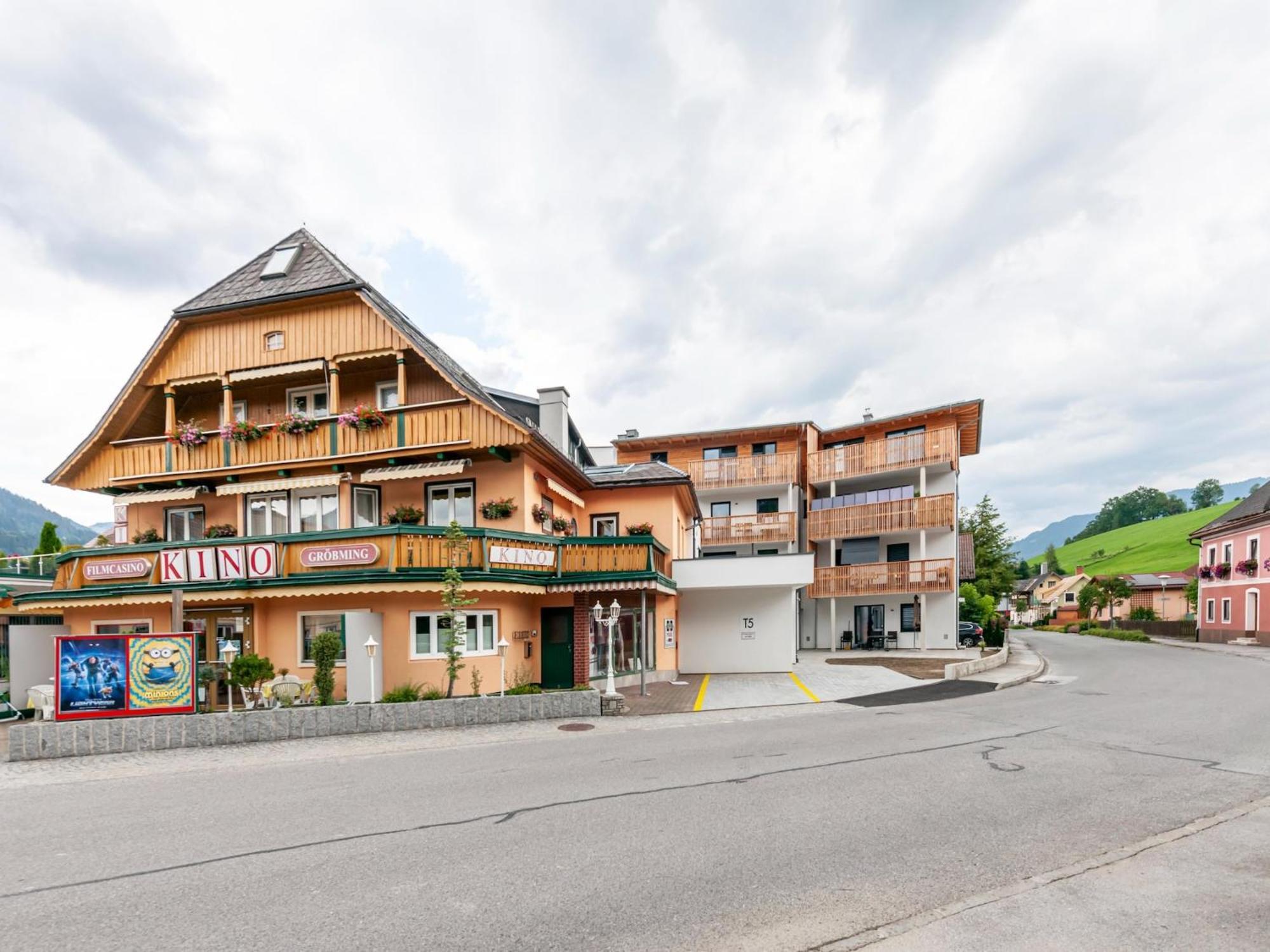 Apartment In Groebming Near Skiing And Hiking Area Grobming Extérieur photo